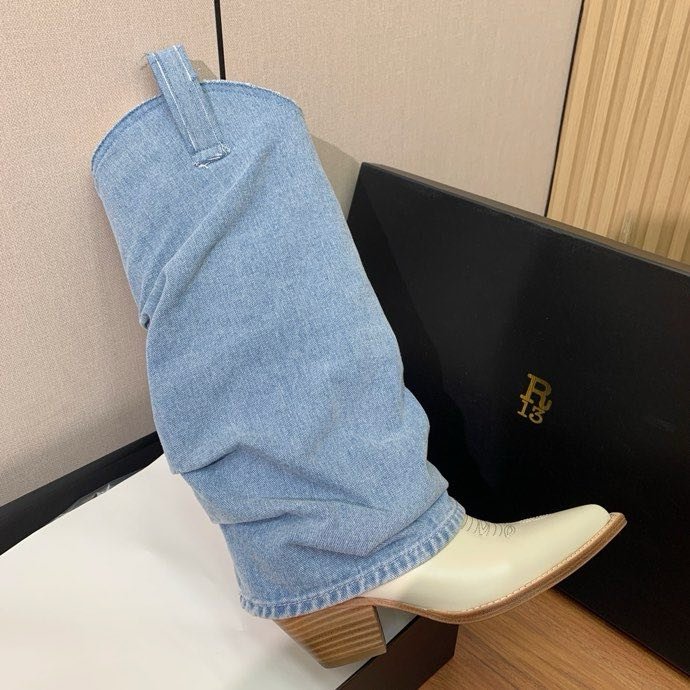 Boots women's фото 6