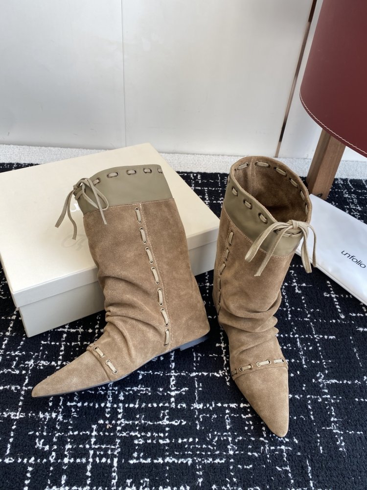 Сапоги женские фото 6