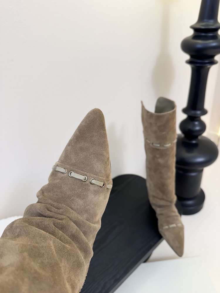 Чоботи жіночі фото 6