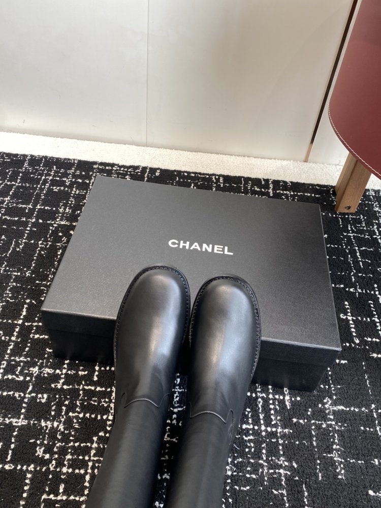 Boots women's фото 6