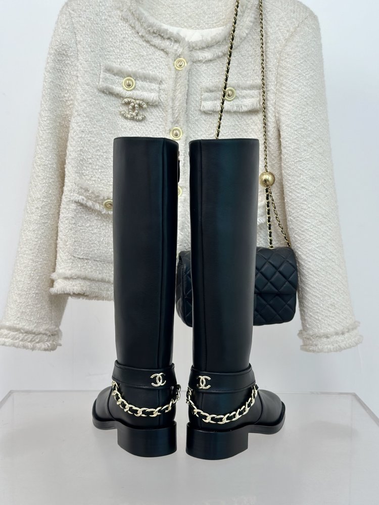 Чоботи жіночі фото 6