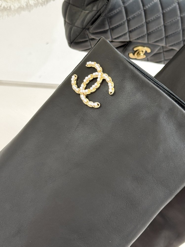 Чоботи жіночі фото 6