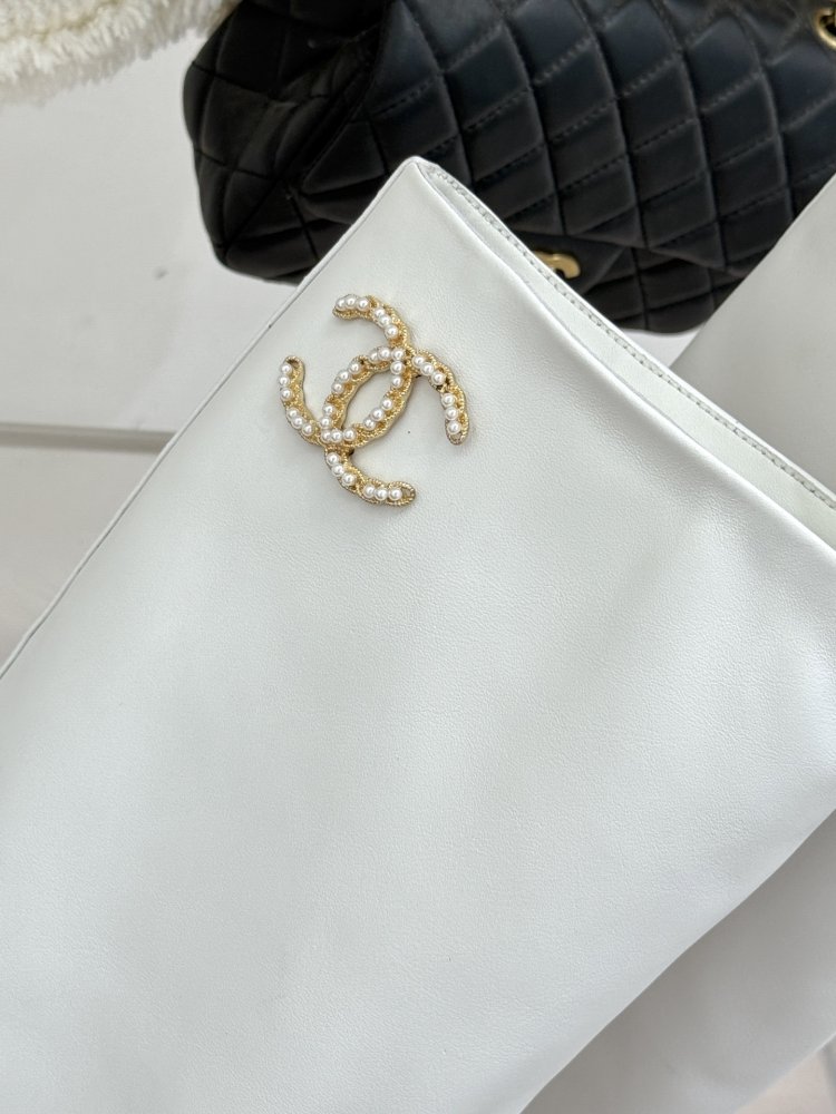 Boots women's фото 6