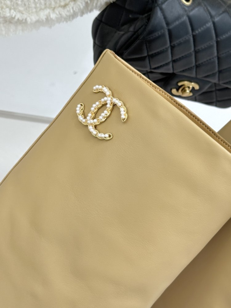 Boots women's фото 6