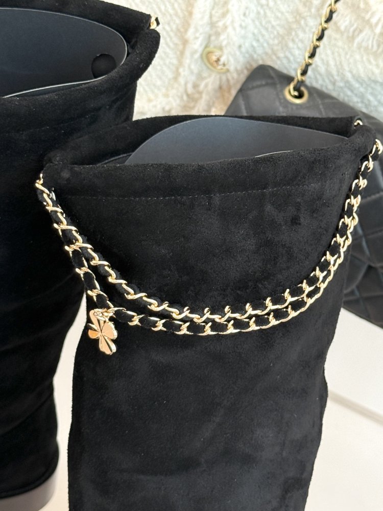 Чоботи жіночі фото 6