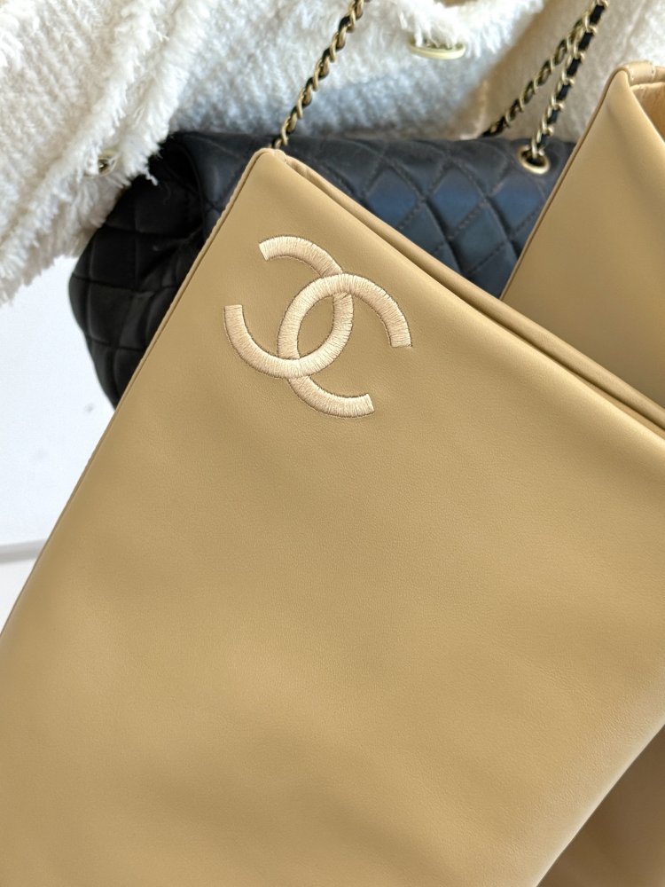 Boots women's фото 6