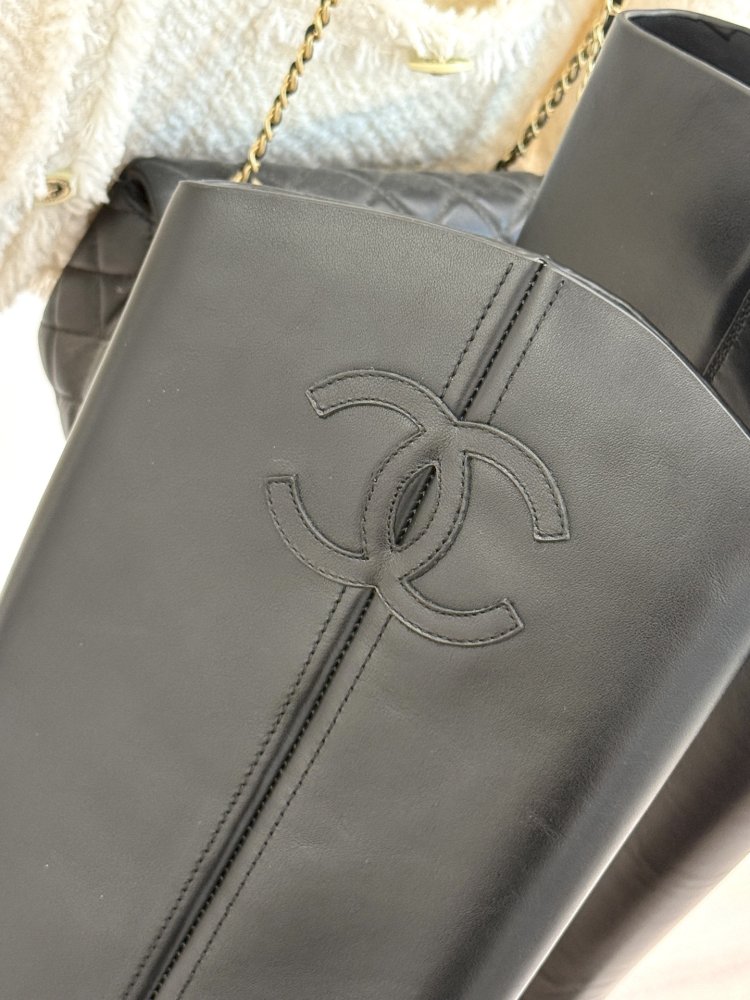 Boots women's фото 6