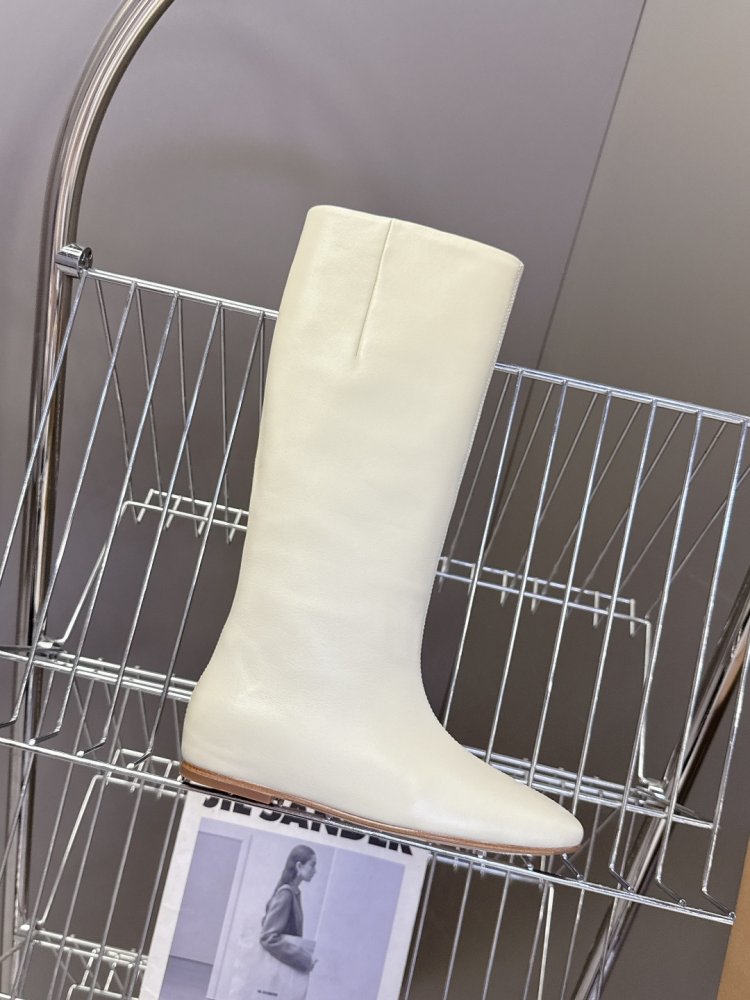 Сапоги женские фото 6