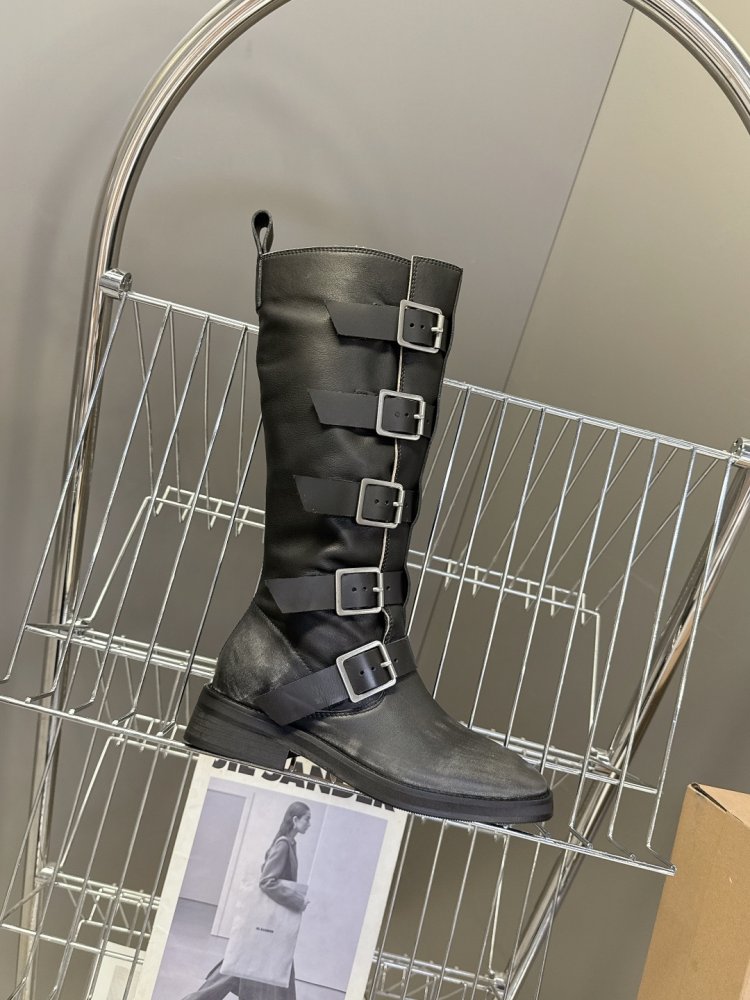 Сапоги женские фото 6