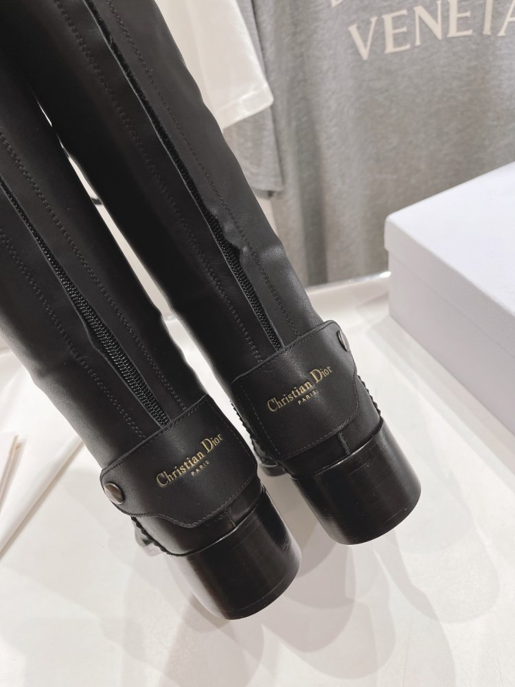 Чоботи жіночі фото 6