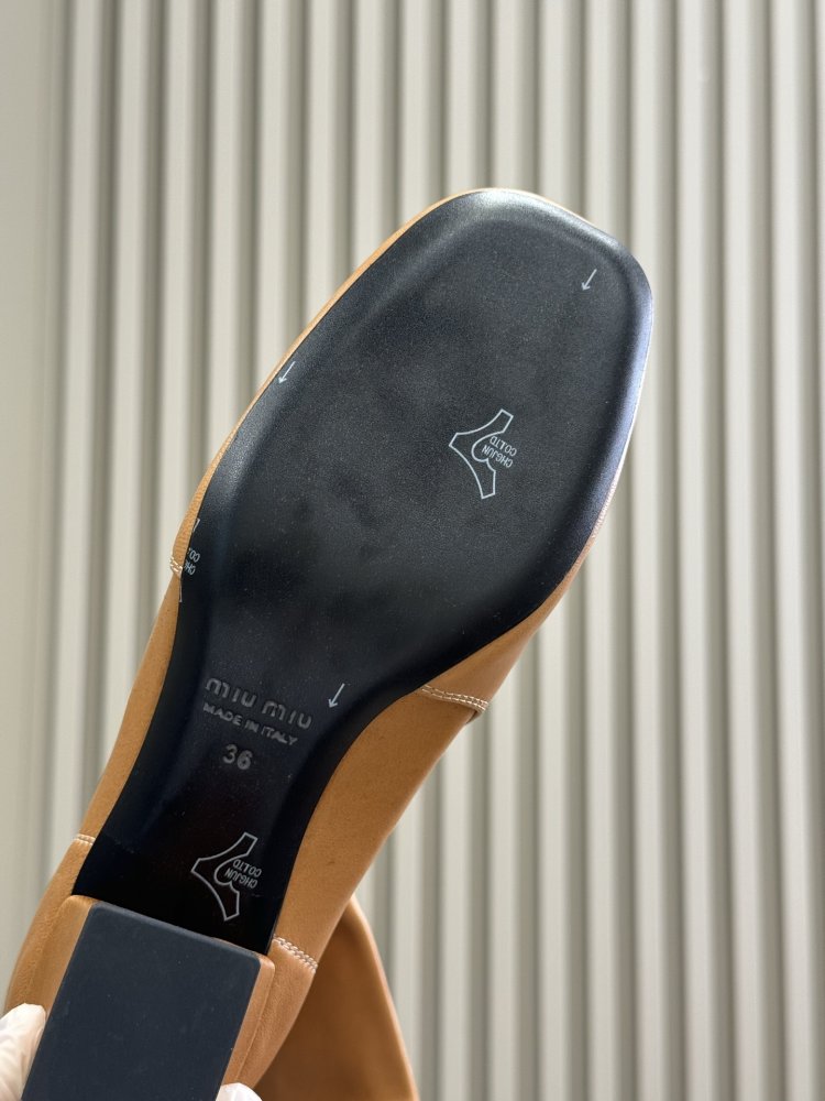 Сапоги женские фото 6