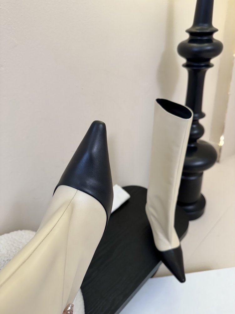 Чоботи жіночі фото 6