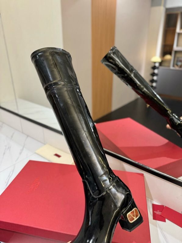 Boots women's фото 6