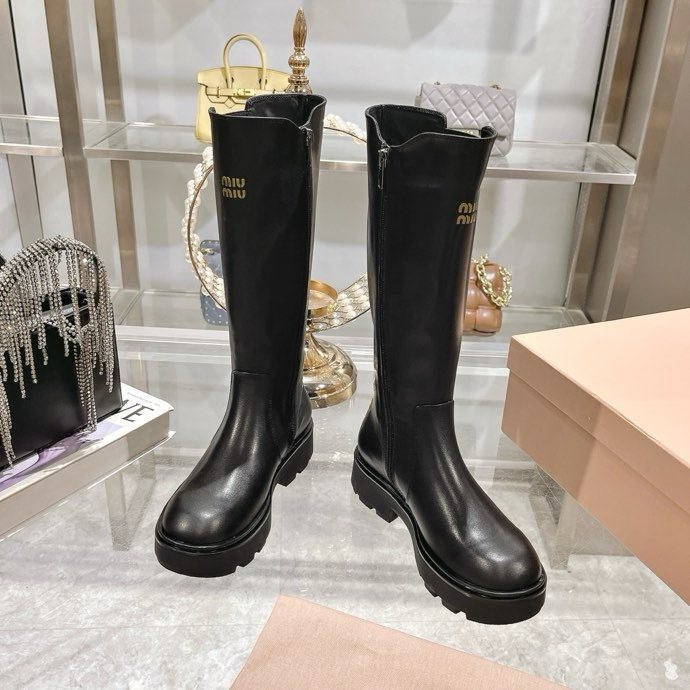 Сапоги женские фото 6