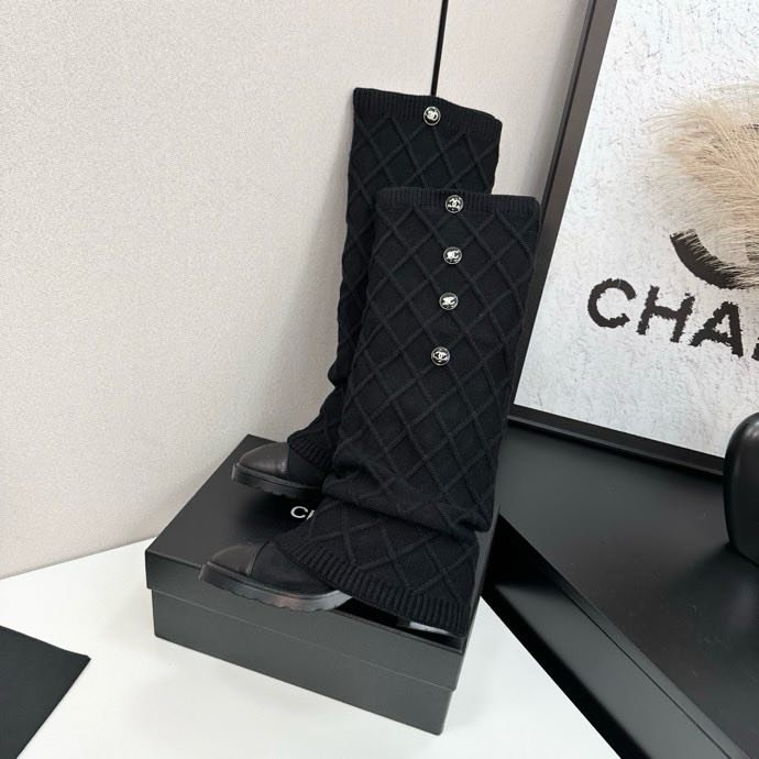 Сапоги женские фото 6