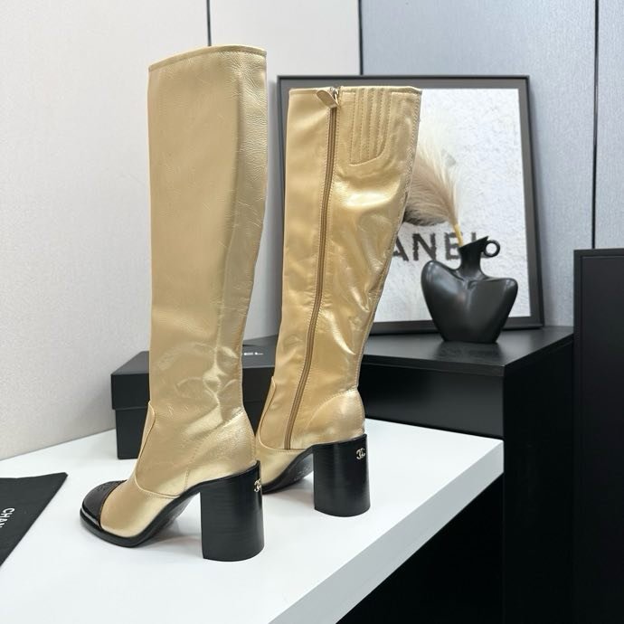 Сапоги женские фото 6