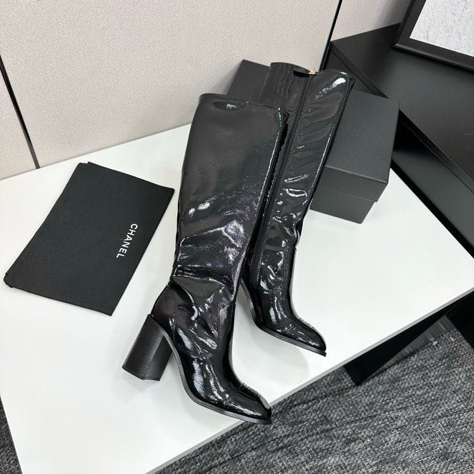 Сапоги женские фото 6