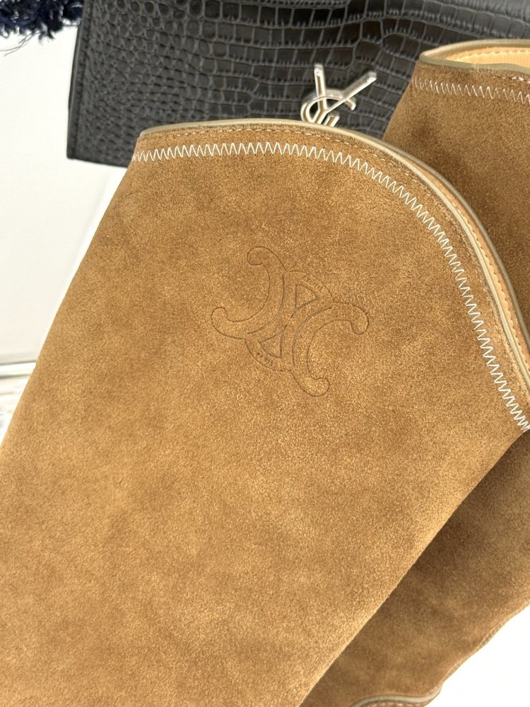 Чоботи жіночі фото 6