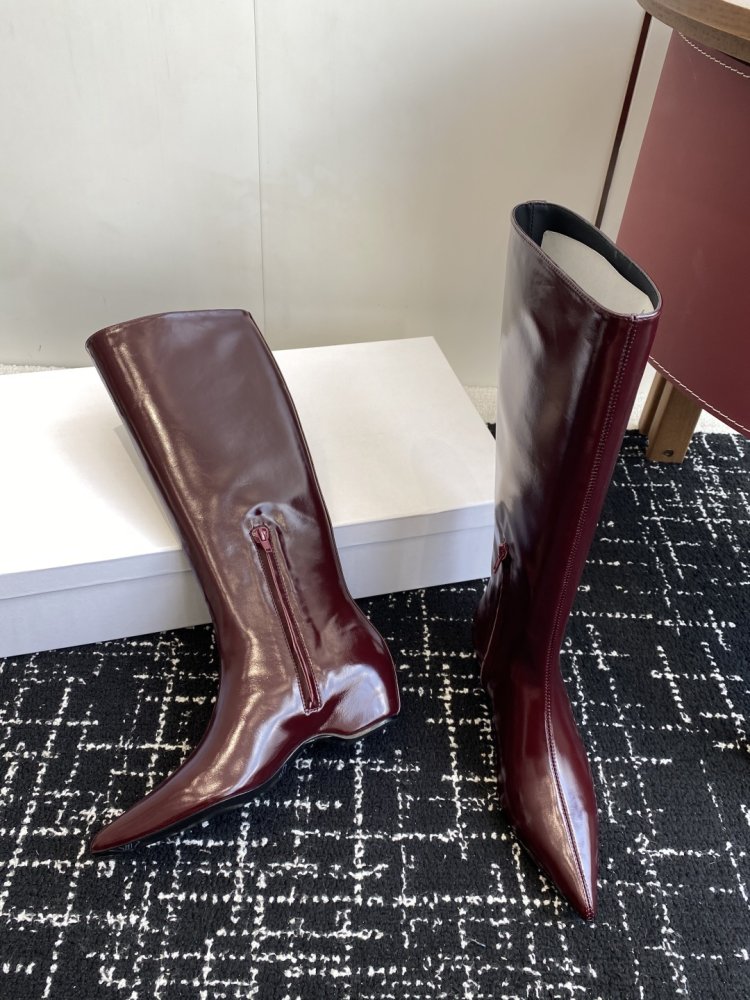 Сапоги женские фото 6