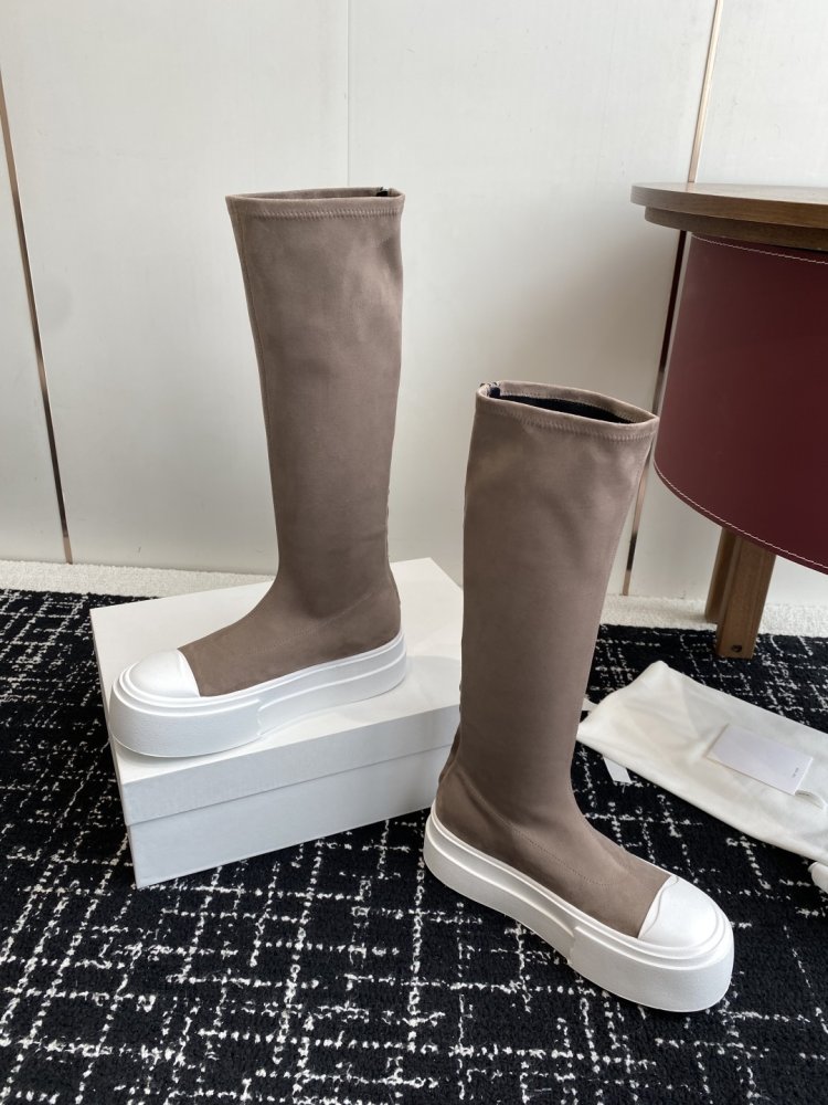 Сапоги женские фото 6