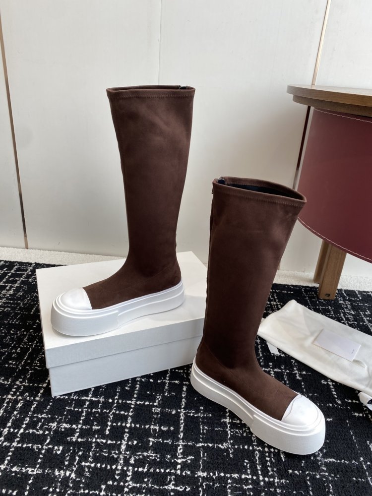 Сапоги женские фото 6