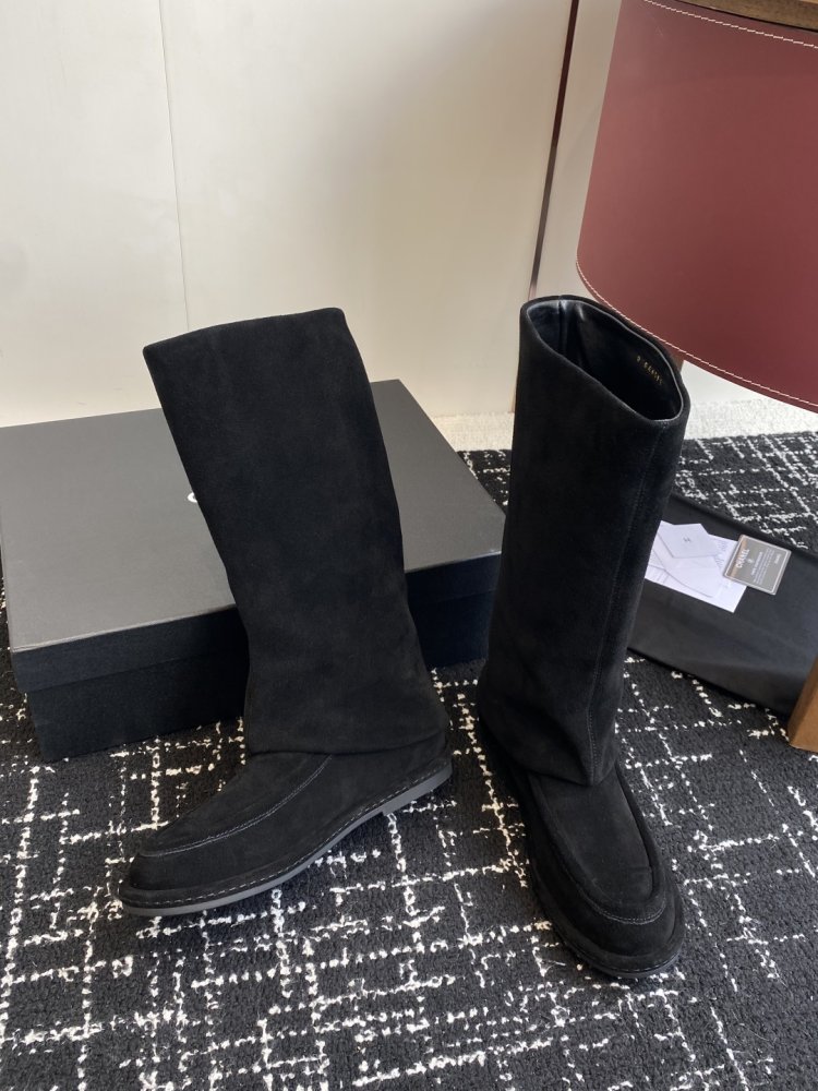 Сапоги женские фото 6