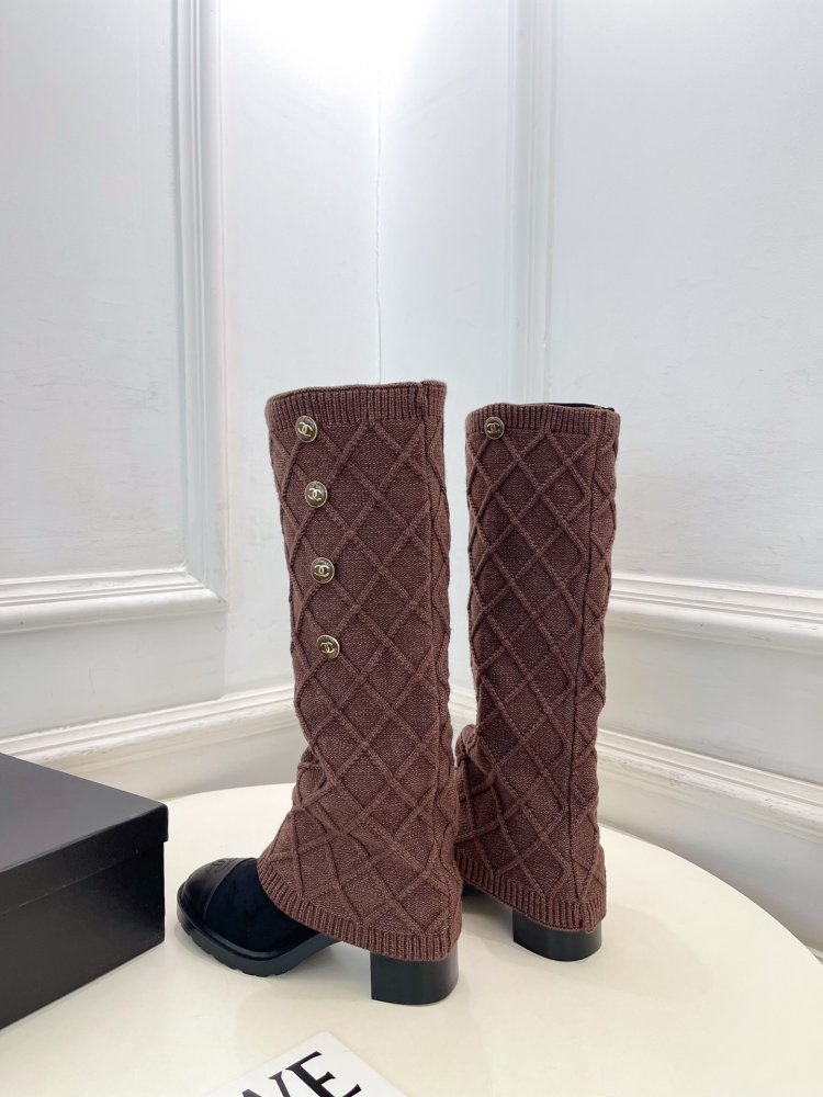 Сапоги женские фото 6