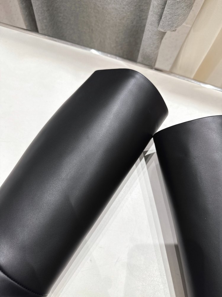 Boots women's фото 6