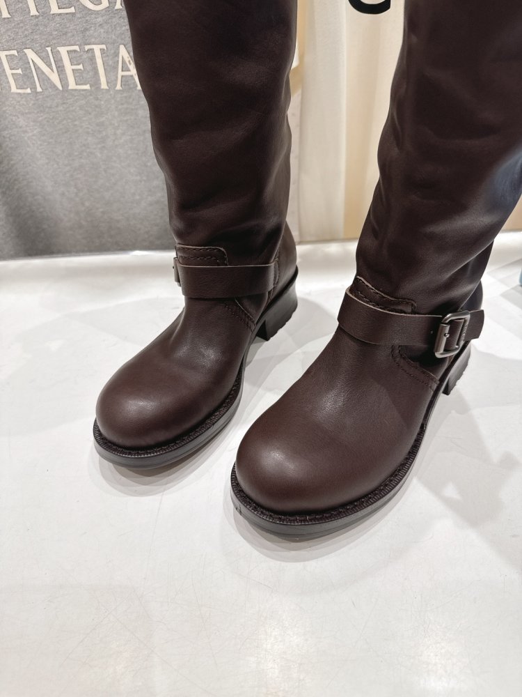 Сапоги женские фото 6