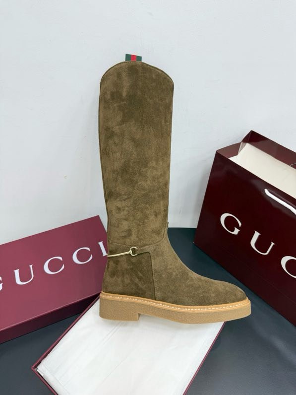 Сапоги женские фото 6