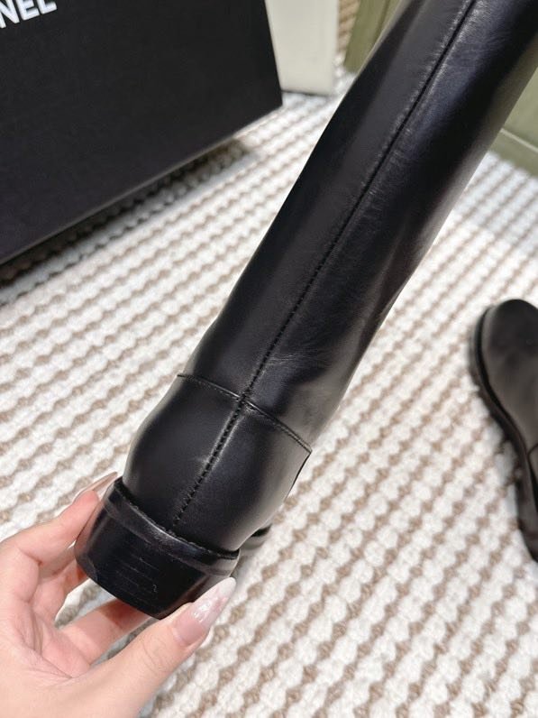 Сапоги женские фото 6