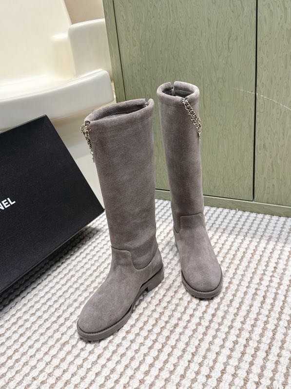 Сапоги женские фото 6