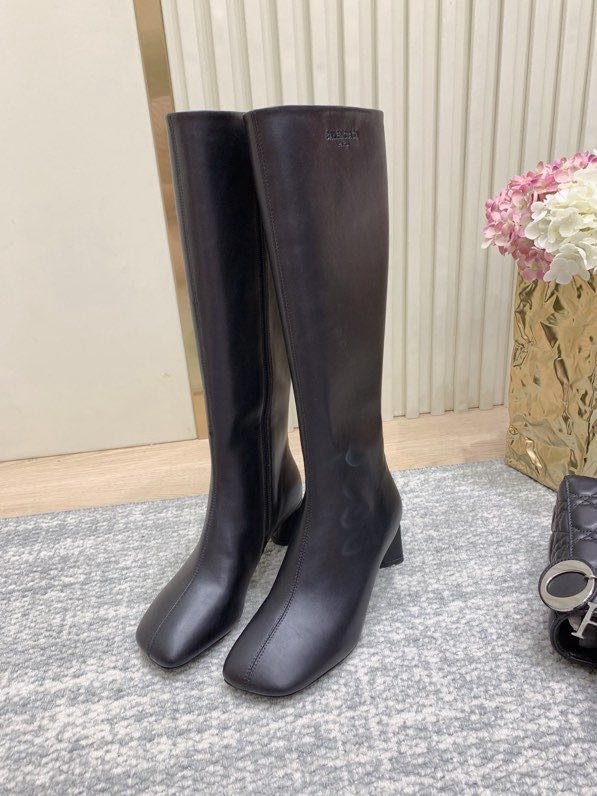 Сапоги женские фото 6