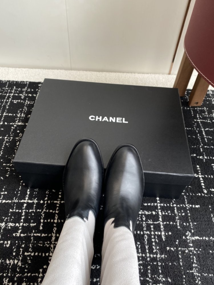 Boots women's фото 7