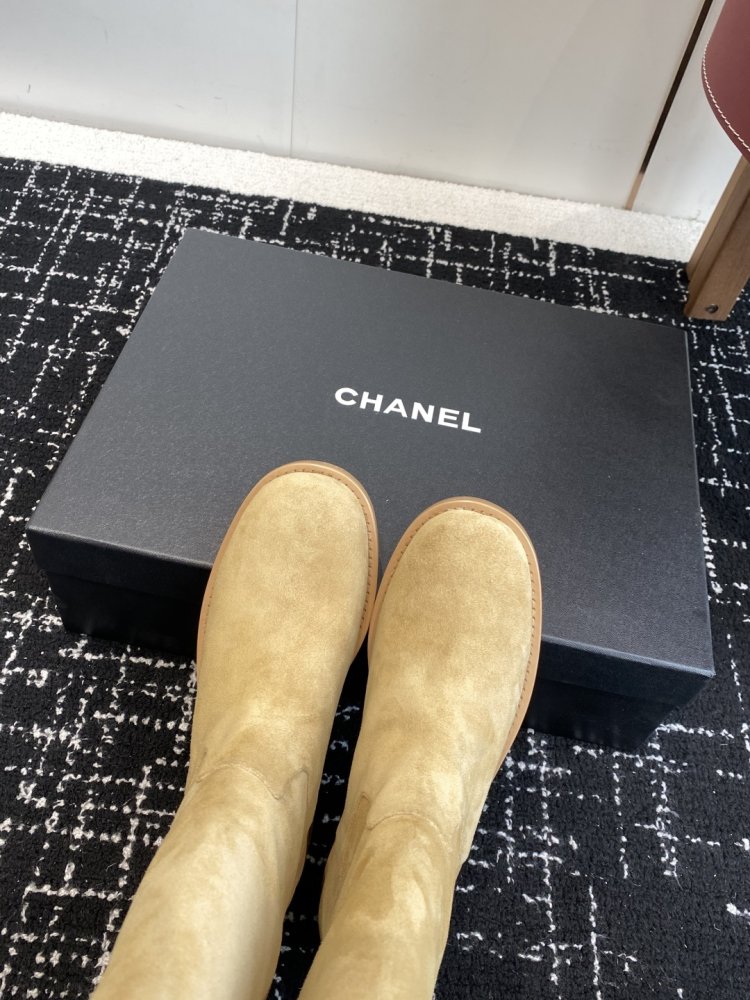 Boots women's фото 7