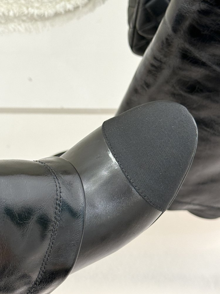 Чоботи жіночі фото 7