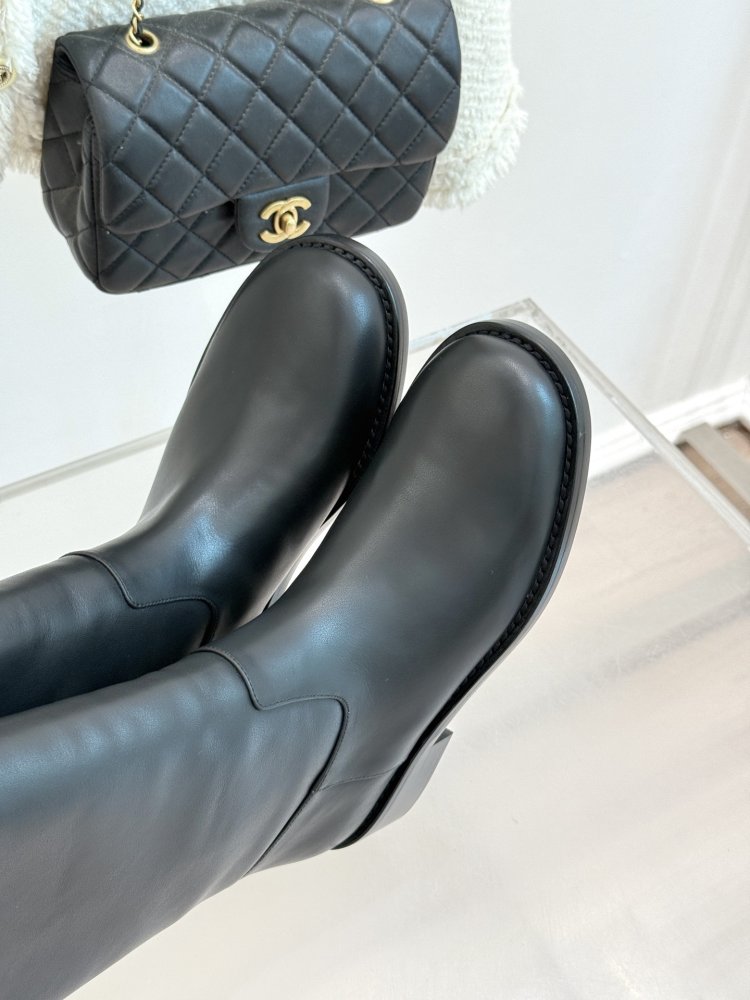 Чоботи жіночі фото 7