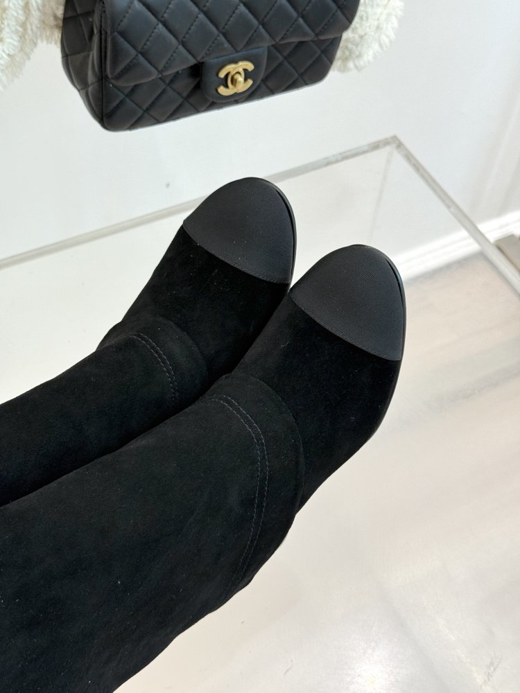 Чоботи жіночі фото 7