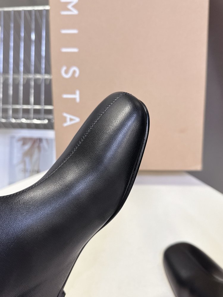 Boots women's фото 7