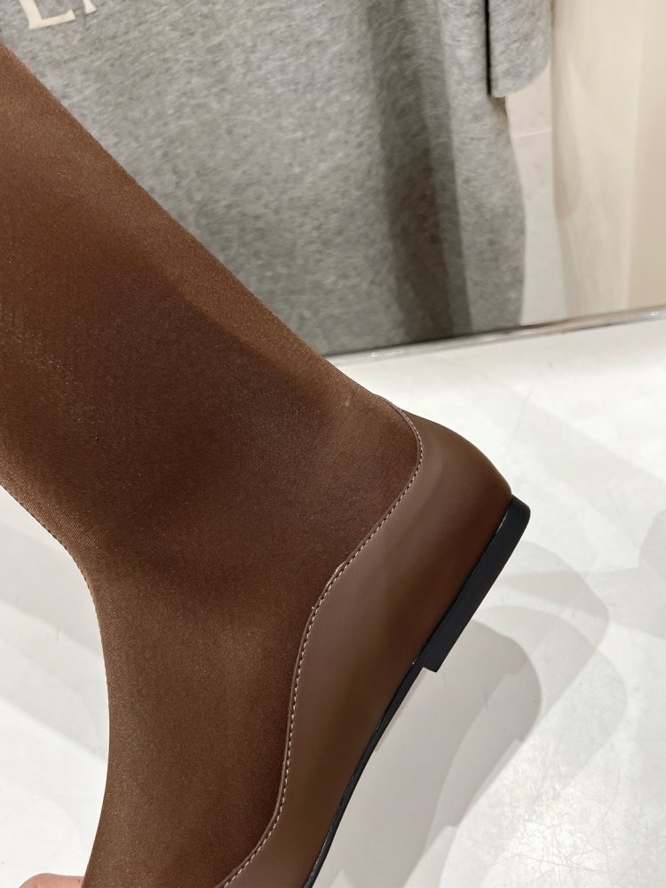 Чоботи жіночі фото 7