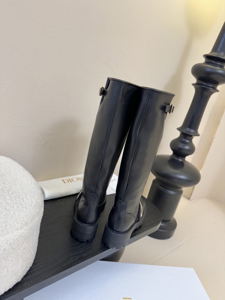 Boots women's фото 7