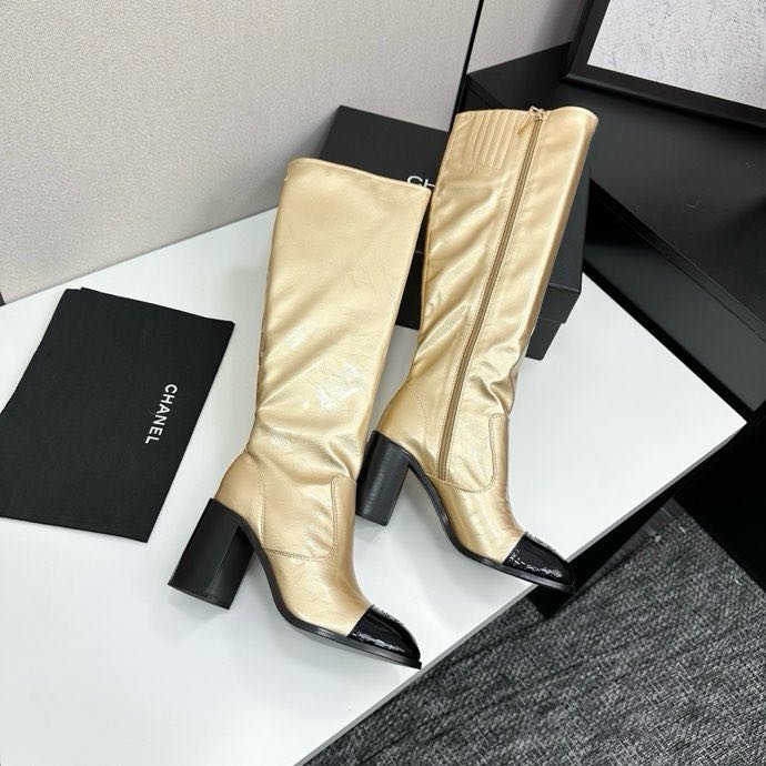 Сапоги женские фото 7