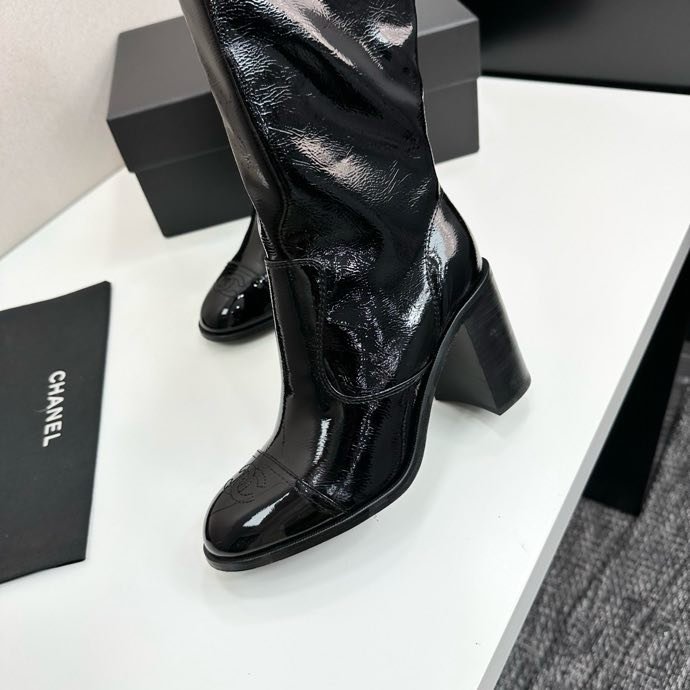 Сапоги женские фото 7