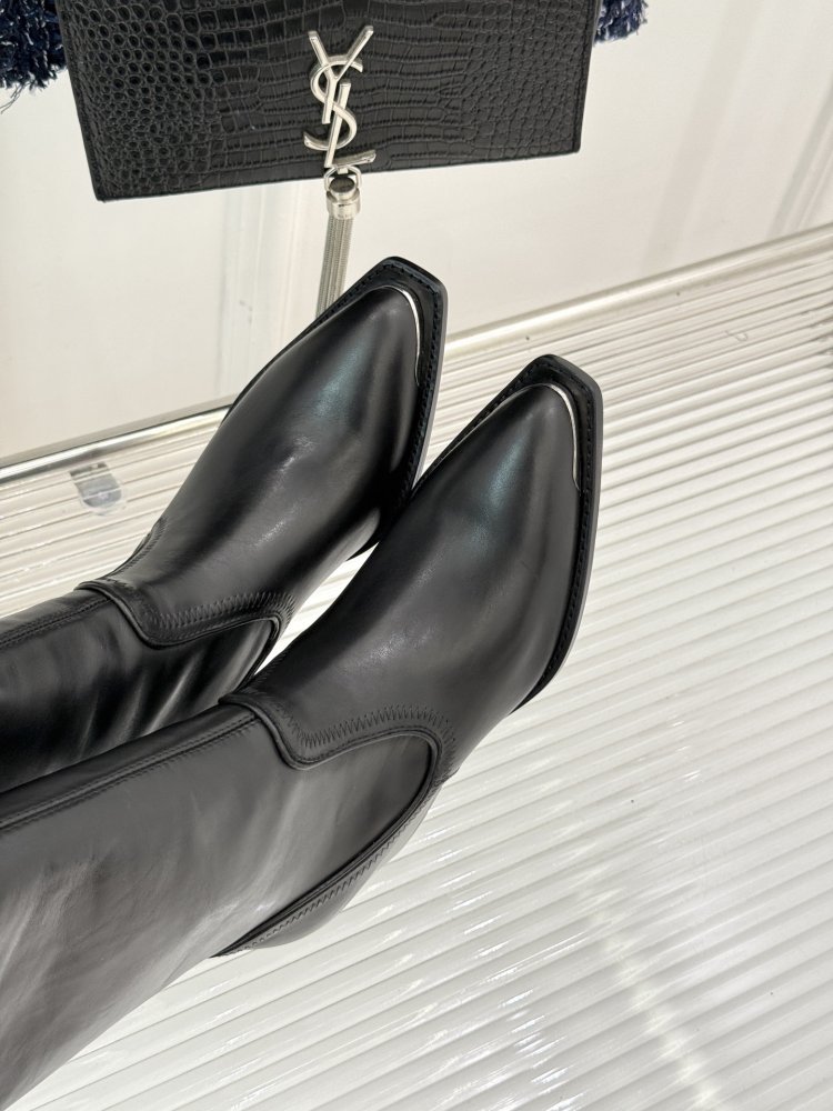 Чоботи жіночі фото 7