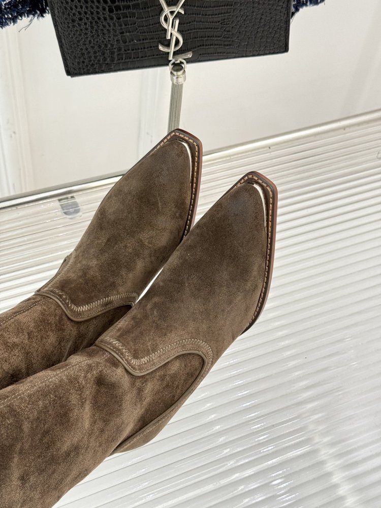 Чоботи жіночі фото 7