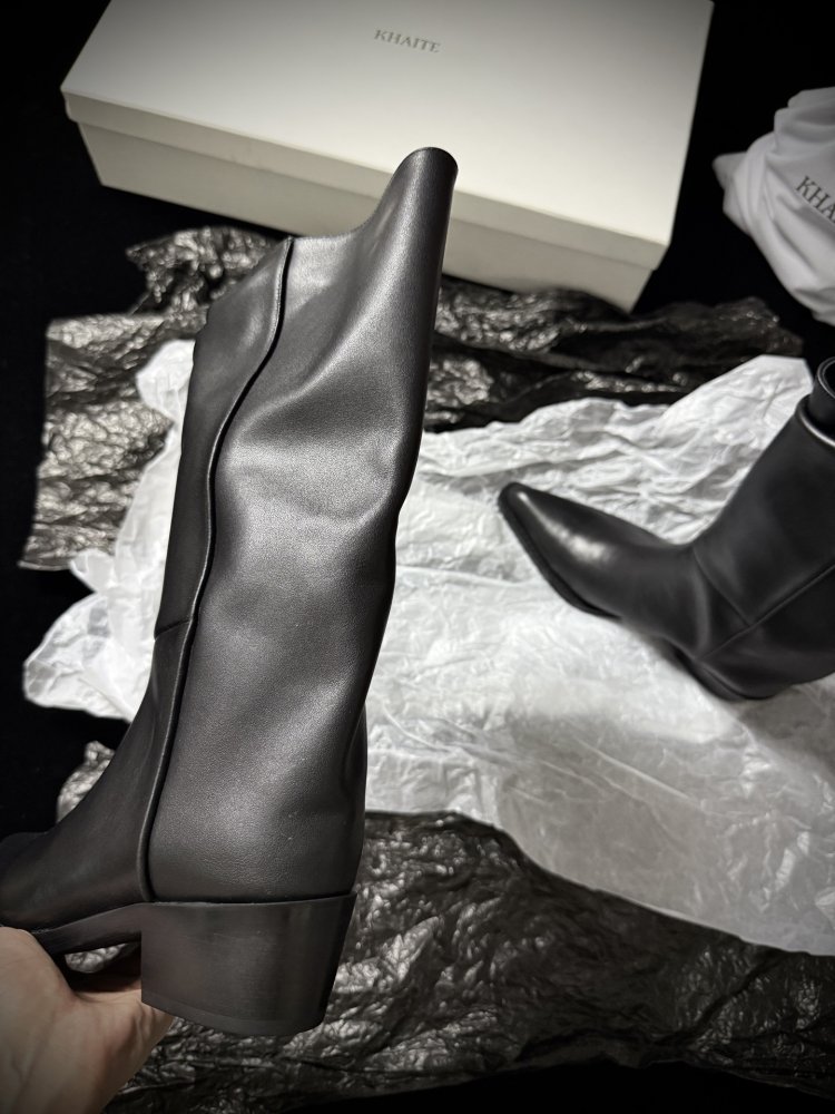 Сапоги женские фото 7