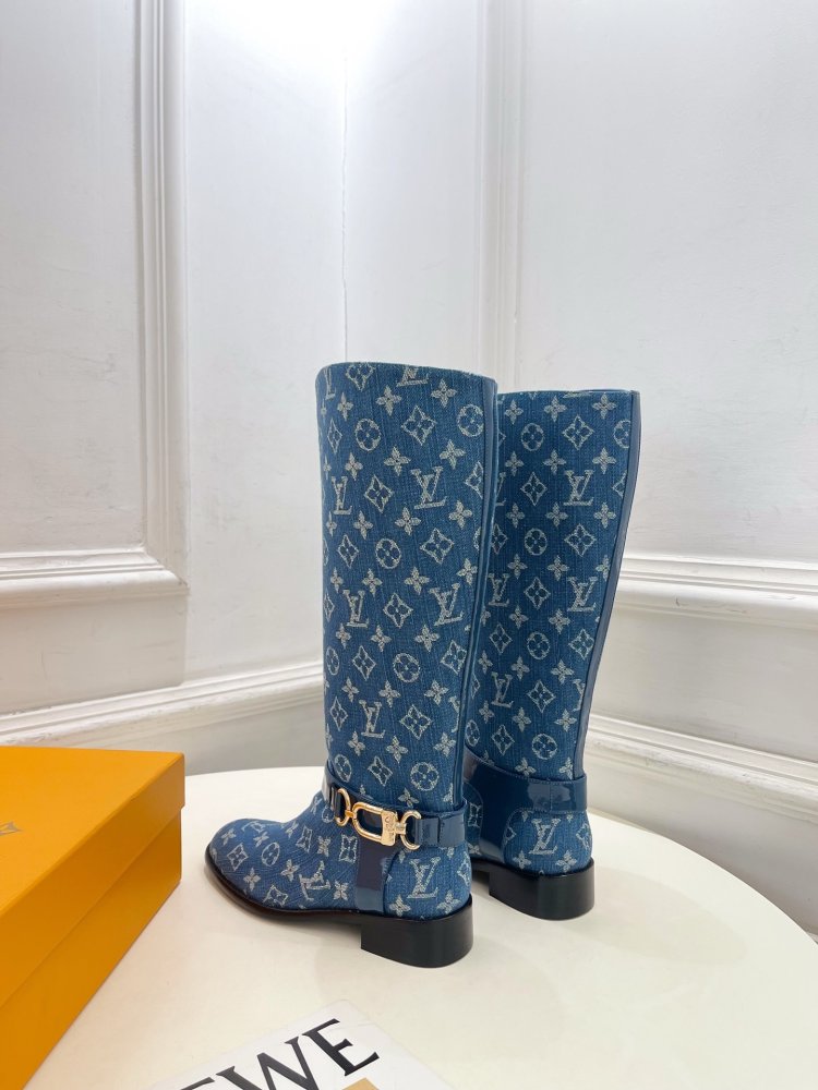 Boots women's фото 7