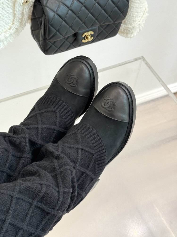 Сапоги женские фото 7