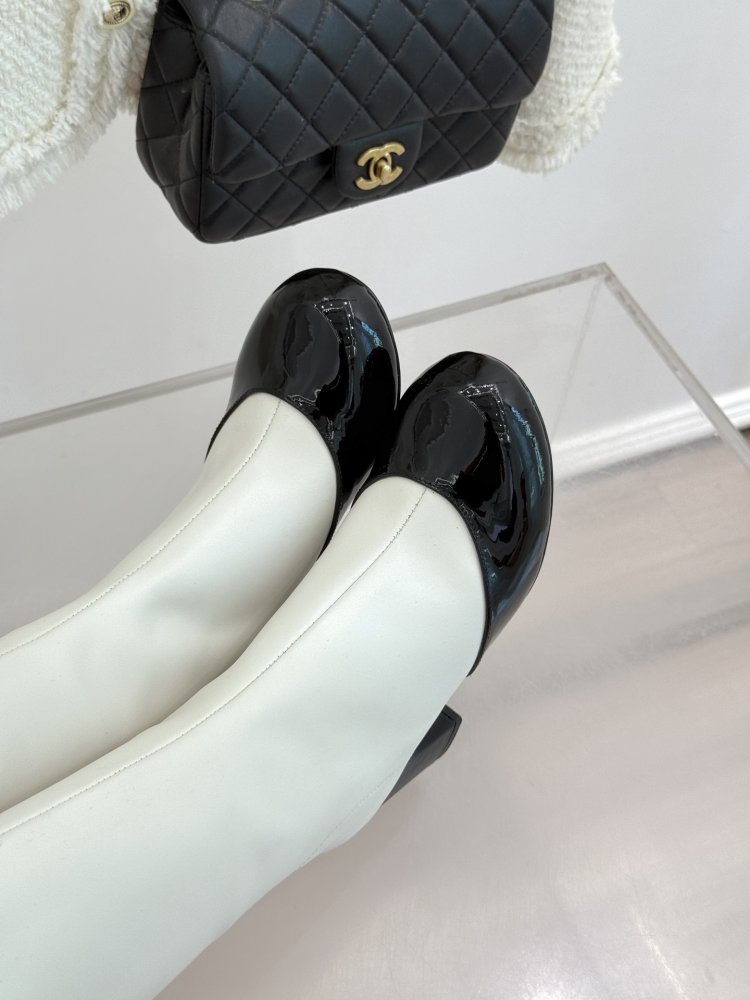 Сапоги женские фото 7