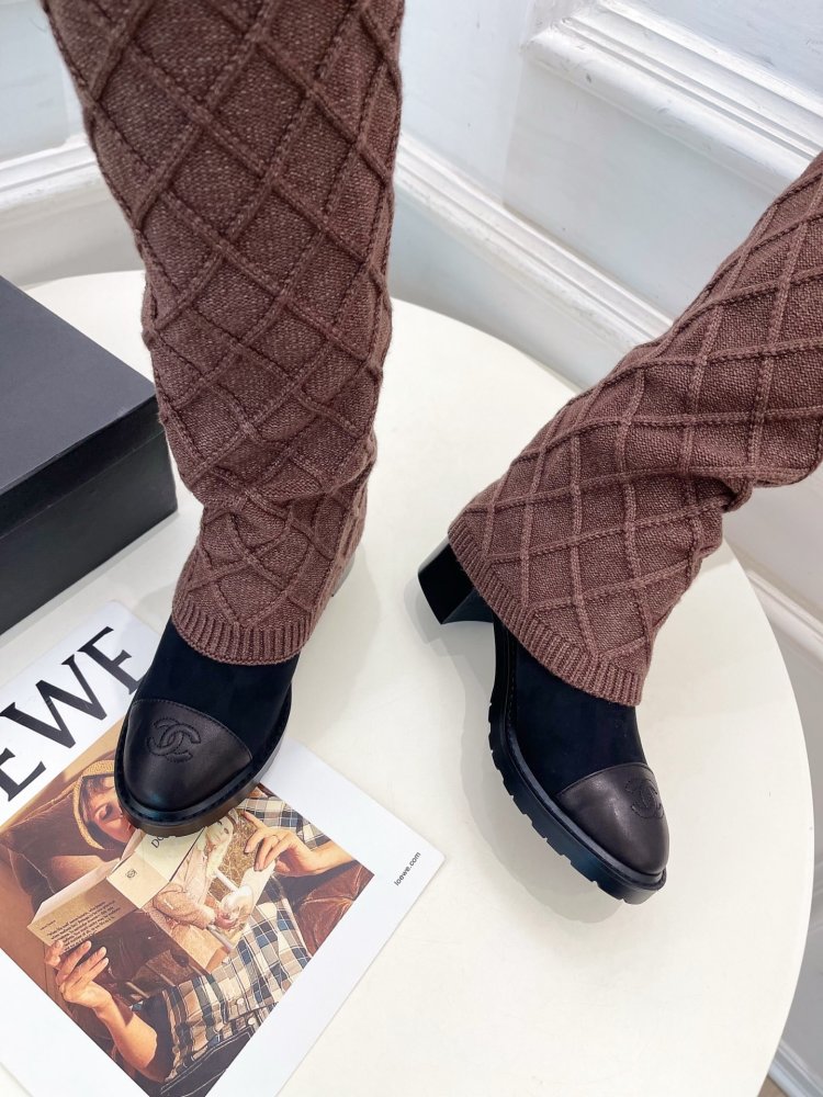 Сапоги женские фото 7